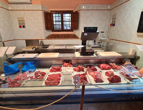 Bottega di Alberese: carni delle vacche maremmane del Parco Regionale della Maremma - Pulmino Contadino