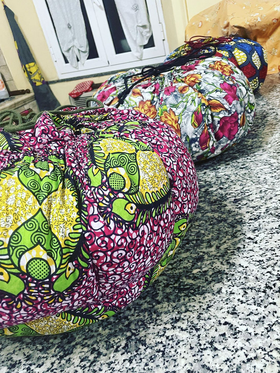 La Capulana laboratorio di sartoria sociale di Piombino - Pulmino Contadino