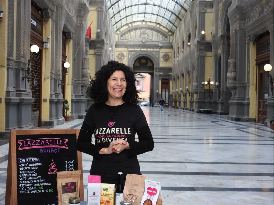 Cooperativa Lazzarelle, Carcere femminile di Pozzuoli (NA) - Pulmino contadino