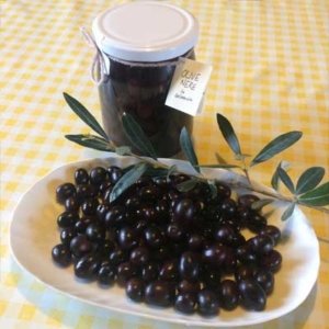 Olive Nere in salamoia Podere Sequercianino per Pulmino Contadino