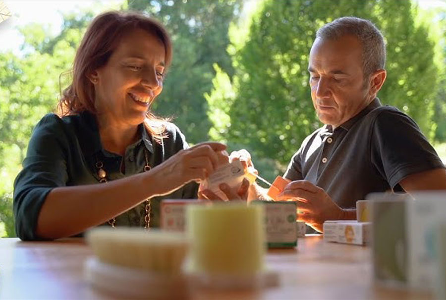 Silvia e Luca Officina Naturae - Pulmino Contadino